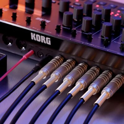 KORG drumlogue Hybrid Drum Machine (DRUMLOGUE)