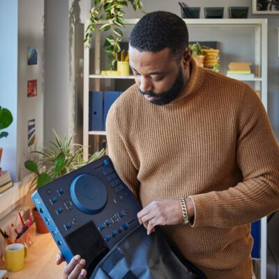 81DNIR4D75L. AC SL1366 AlphaTheta OMNIS-Duo Portable All-in-One Battery Powered DJ Controller