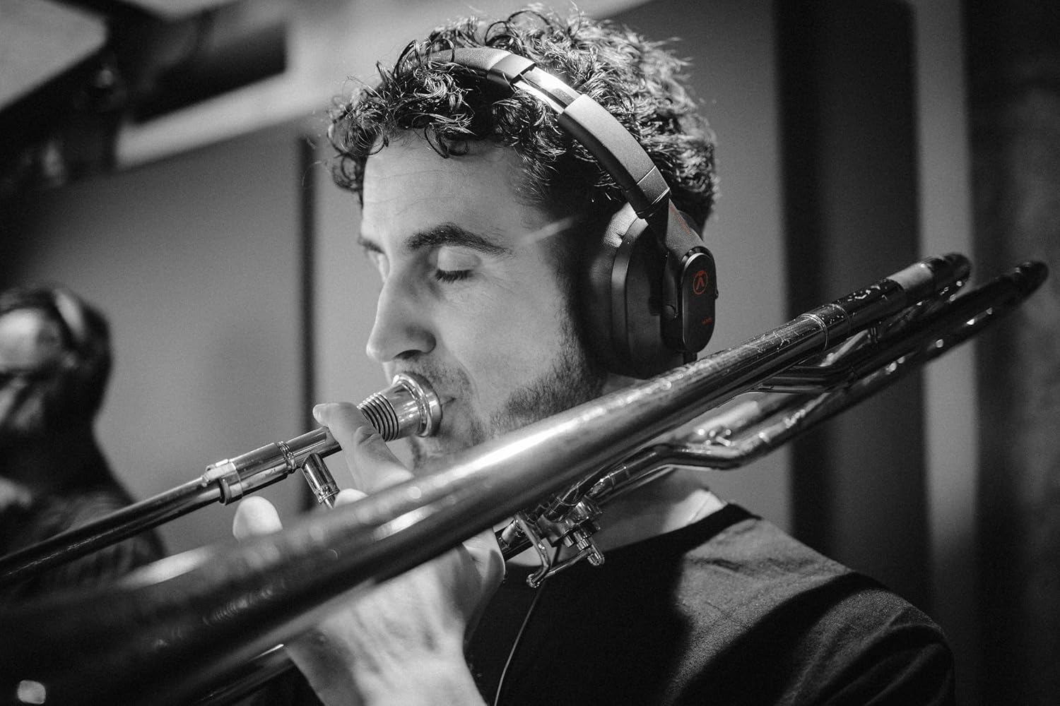 Austrian Audio Hi-X20 Over-Ear Closed-Back Headphones