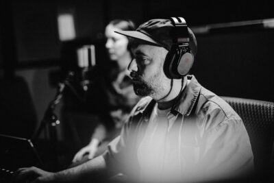 81OFpJM3s L. AC SL1500 Austrian Audio – Hi-X60 Professional Closed-Back Over-Ear Headphones