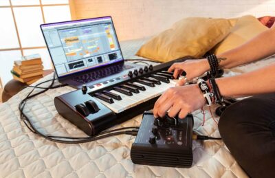 IK Multimedia AXE I/O One – Professional USB Audio Interface with Z-TONE advanced guitar tone shaping, AmpliTube and TONEX software included, high-resolution recording studio equipment