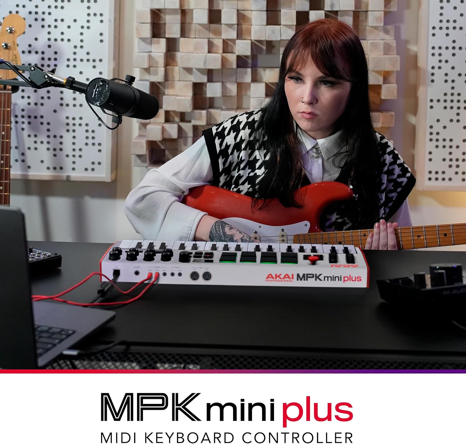 Akai Professional MPK Mini Plus – USB MIDI Keyboard Controller with 37 Mini Keys, 8 MPC Pads, Sequencer, MIDI/CV/Gate I/O and Native Instruments Sound Package, White Limited Edition