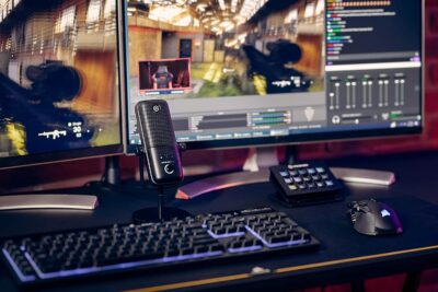 Elgato Wave:3 – Premium Studio Quality USB Condenser Microphone for Streaming, Podcast, Gaming and Home Office, Free Mixer Software, Sound Effect Plugins, Anti-Distortion, Plug n Play, for Mac, PC