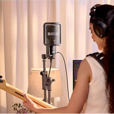 81WpM WEyL. AC SL1500 Rode NT-USB+ Versatile Studio-Quality USB Microphone with StreamEye Microphone Boom Arm and Polishing Cloth