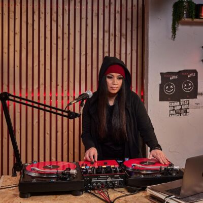 Pioneer DJ DJM-S5 2-channel Mixer for Serato DJ,Red/Black