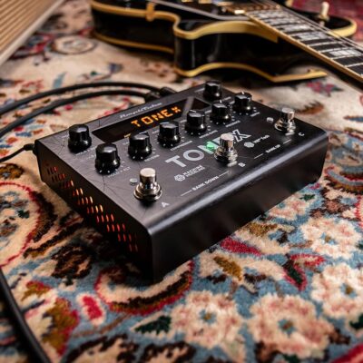 IK Multimedia TONEX Pedal: Stereo multi-effects guitar and bass pedal with 150 Presets, 15 Pre/Post FX, Tuner, Tap Tempo, Headphone Out, Software Player and Editor