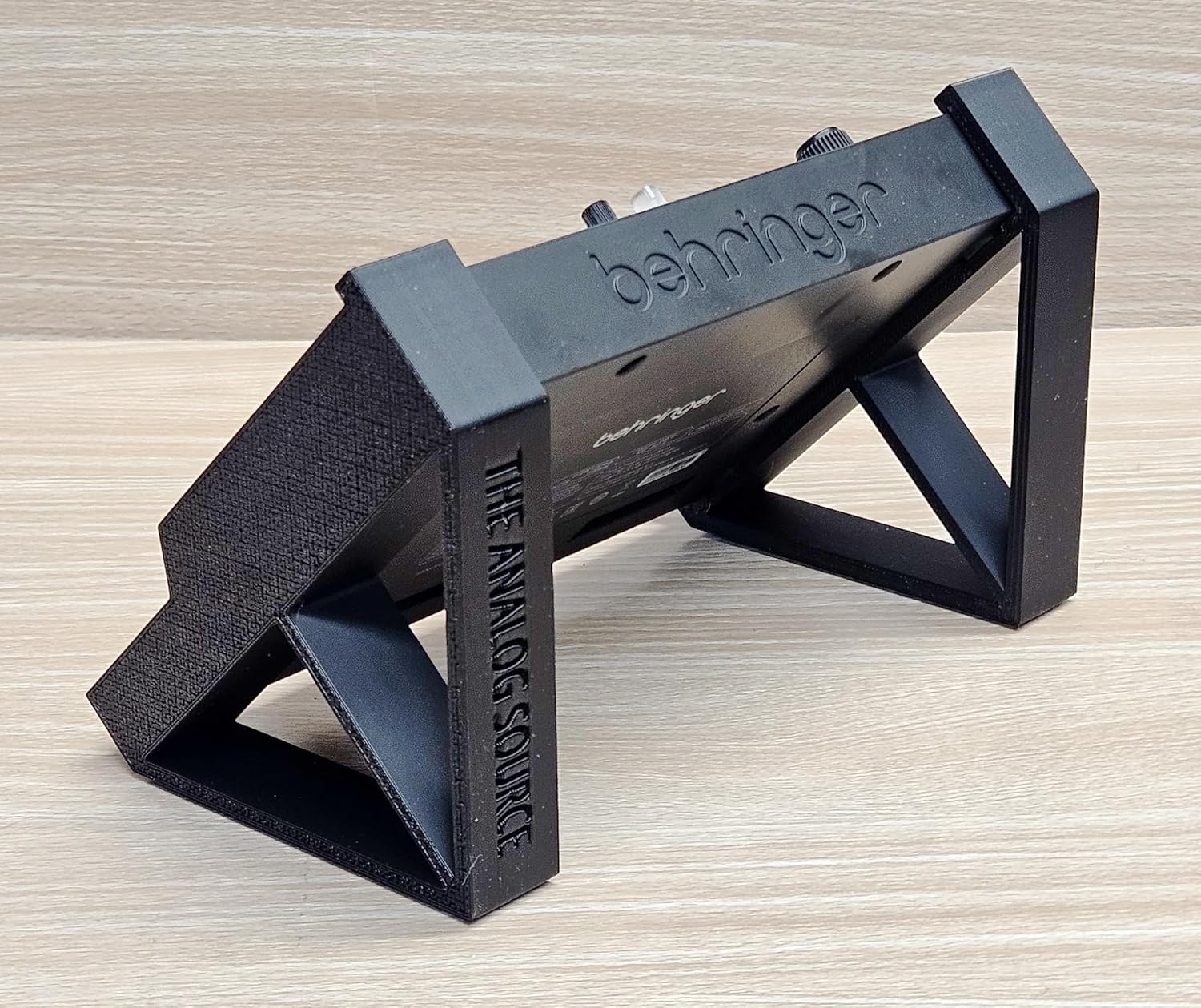 45 Degree Angled Desktop Stand For Behringer JT Mini Pro VS Phara-O UB-Xa CZ-1 Synthesizer