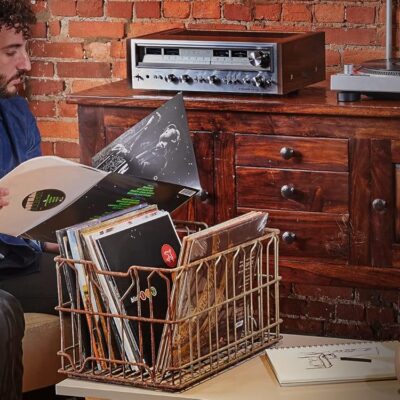 Audio-Technica AT-LP120XUSB-BK Direct-Drive Turntable (Analog & USB), Fully Manual, Hi-Fi, 3 Speed, Convert Vinyl to Digital, Anti-Skate and Variable Pitch Control, Black