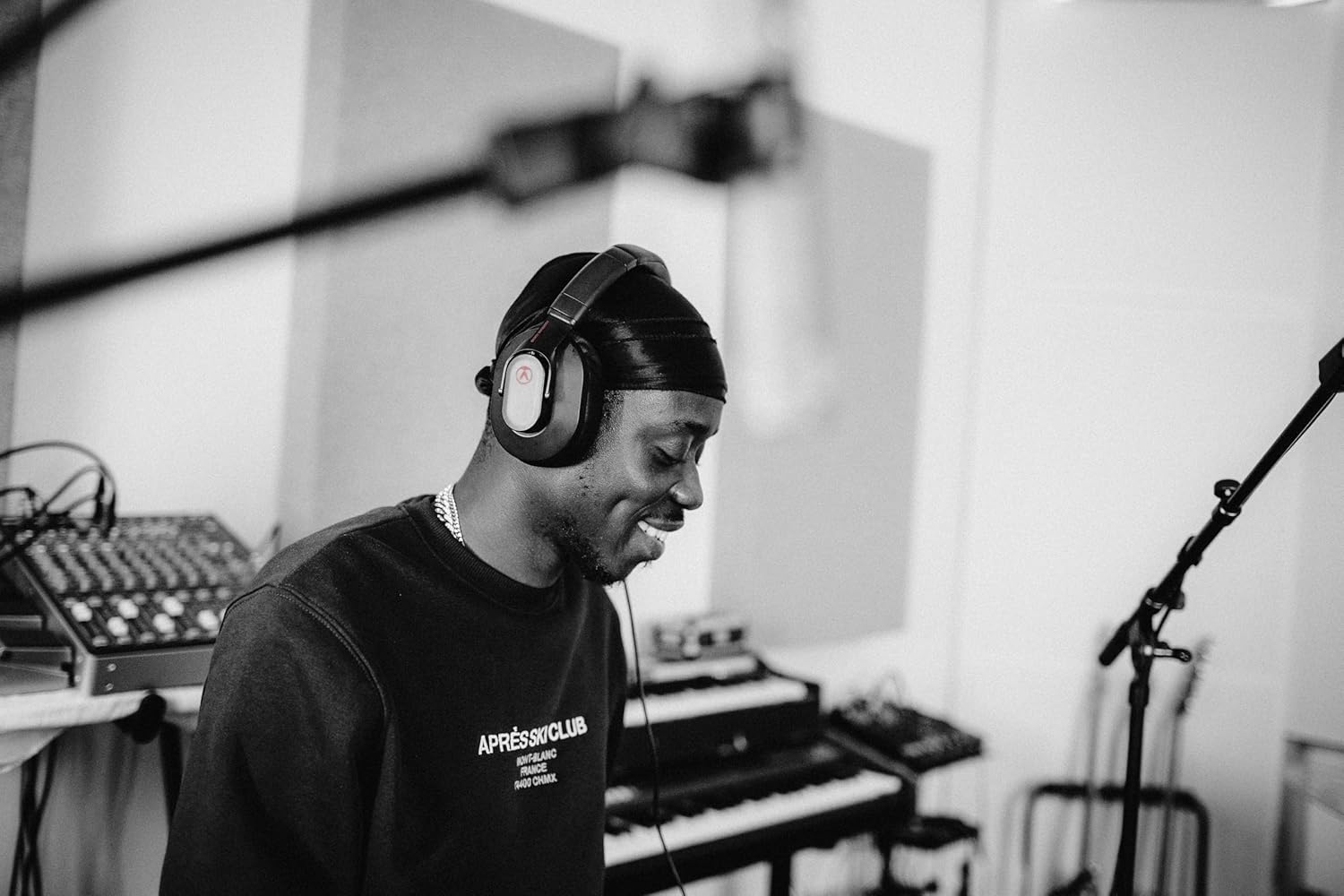 Austrian Audio Hi-X20 Over-Ear Closed-Back Headphones