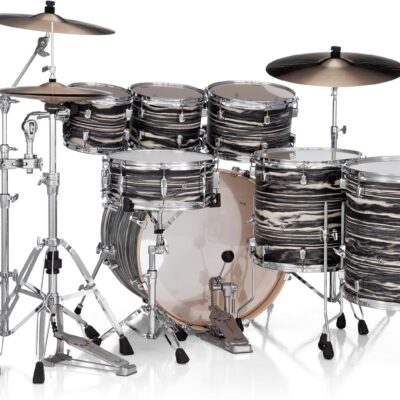 Pearl Decade Maple Artisan Limited Edition 7-pc. Shell Pack With All Maple Shells, Satin Lacquer Finish Black Satin Marble