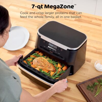 81uUumtif0L. AC SL1500 Ninja Foodi Air Fryer | 6-in-1 with 7-QT MegaZone & Basket Divider for Large Proteins & Full Meals | Cook 2 Foods at Once | 450° F | Air Fry, Roast, Broil, Dehydrate, Keep Warm & Bake | Black | DZ071