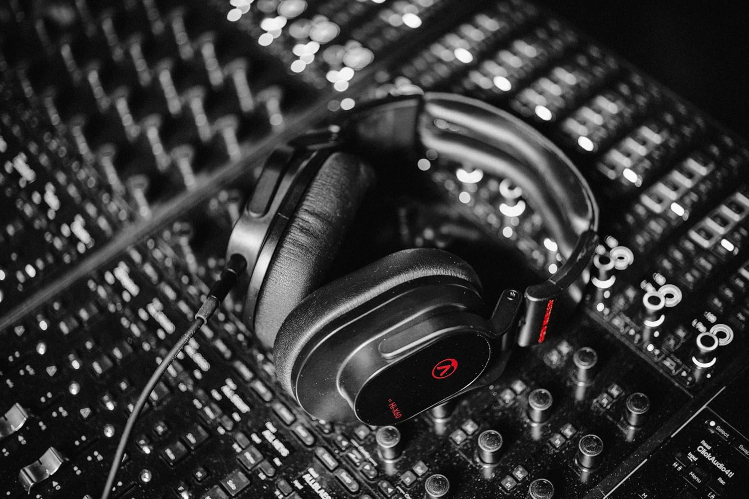 Austrian Audio – Hi-X60 Professional Closed-Back Over-Ear Headphones