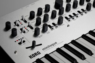 91TMeYsU4L. AC SL1500 Korg minilogue 37-key Polyphonic Analog Synthesizer w/ 16-step Sequencer, 4 Voices and OLED Oscilloscope (MINILOGUE)