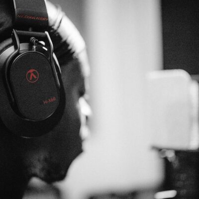 91TjVBuOe L. AC SL1500 Austrian Audio – Hi-X60 Professional Closed-Back Over-Ear Headphones