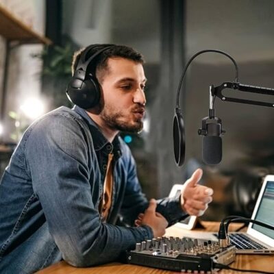Rode PodMic USB Dynamic Broadcast Microphone Bundle with BOOMARM1 Desktop Boom Arm and 10-Foot XLR Cable — Cardioid USB-C Studio Mic with APHEX DSP for Podcasting, Streaming, Voice Over