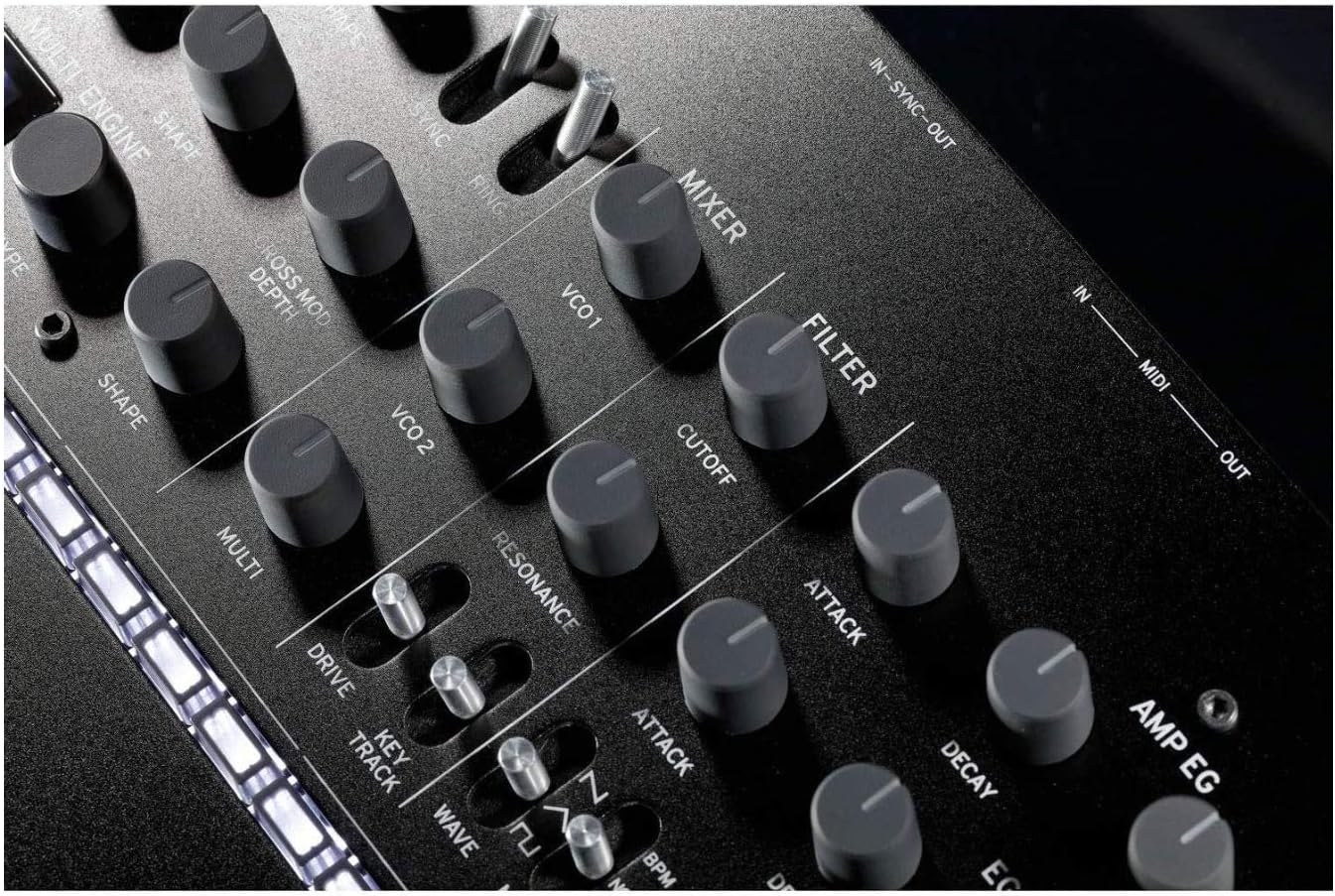 Korg minilogue xd 37-key Polyphonic Analog Synththesizer w/ 16-step Sequencer, 4 Voices and OLED Oscilloscope (MINILOGUEXD)