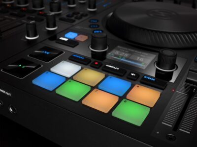 71Bz4IqHpLL. AC SL1500 1781143106 1659 Native Instruments Traktor Kontrol S4 Mk3 DJ Controller (25221)
