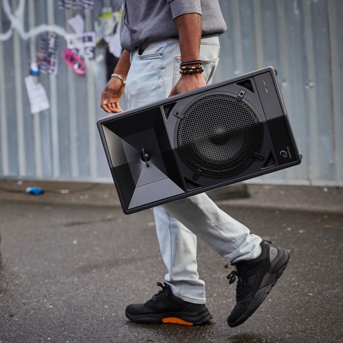 AlphaTheta Wave‑Eight Battery‑Powered Party Speaker for DJs & Performers – Portable Bluetooth Event Speaker with Ultra‑Low‑Latency Wireless Audio, High‑Output Sound, Built‑in Battery