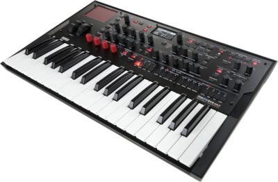 Korg modwave mkII Wavetable Synthesizer