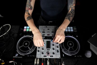 Hercules DJ Control Inpulse 500, Limited Edition Silver