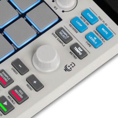 8111t0CIOuL. AC SL1500 Akai Professional MPC Sample Standalone Portable Sampler, Sequencer and Effects Processor, with Rechargeable Battery, USB-C, Built-in Speaker and Microphone