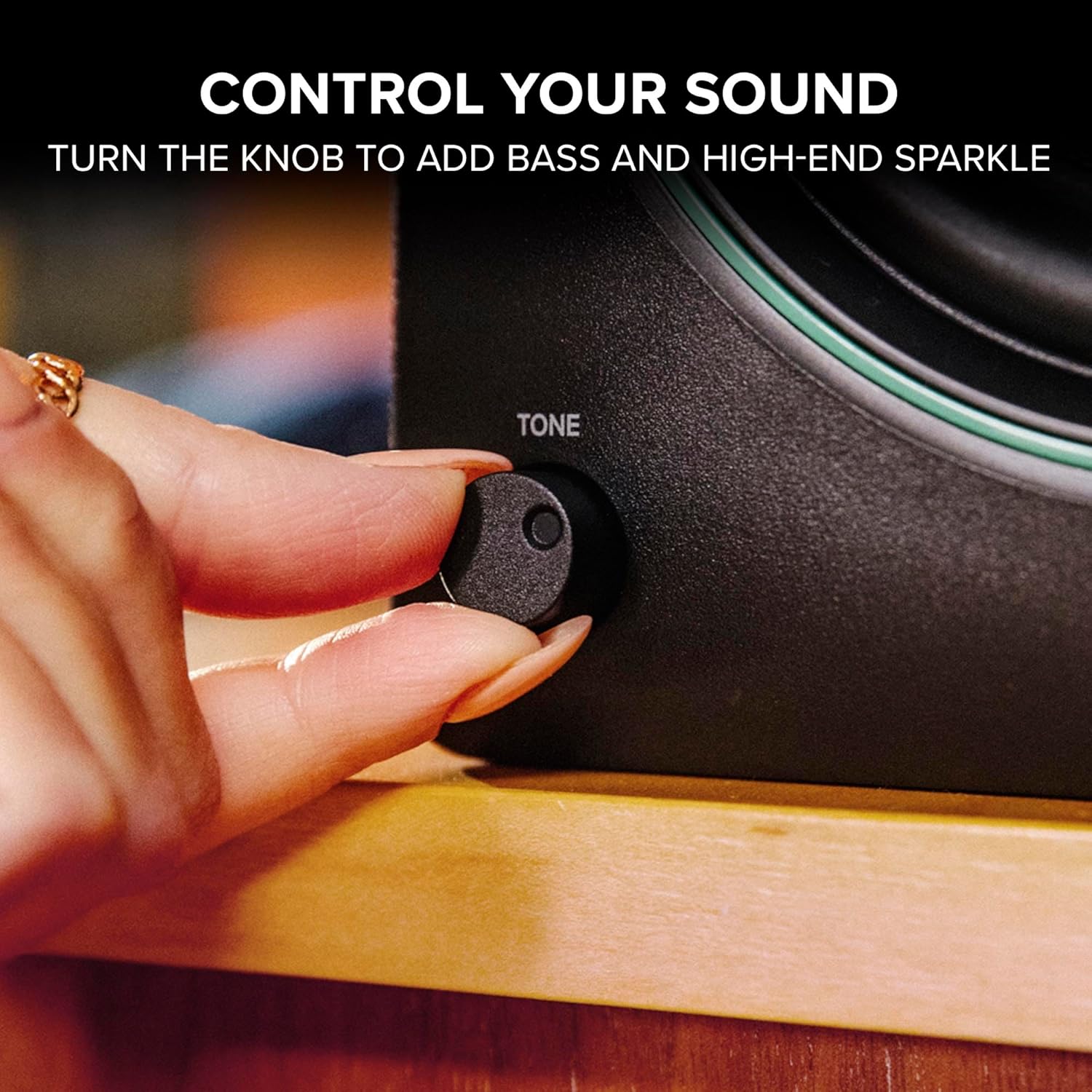 Mackie CR3.5BT 3.5 Creative Reference Powered Studio Monitors with Bluetooth, Tone Knob and Location Switch — Active Speakers for Music Production, Desktop Computer, Gaming, HiFi Listening
