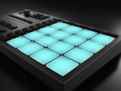 81UN9Dy2u8L. AC SL1500 1781151166 2738 Native Instruments Maschine Mikro Mk3 Drum Controller, 25707