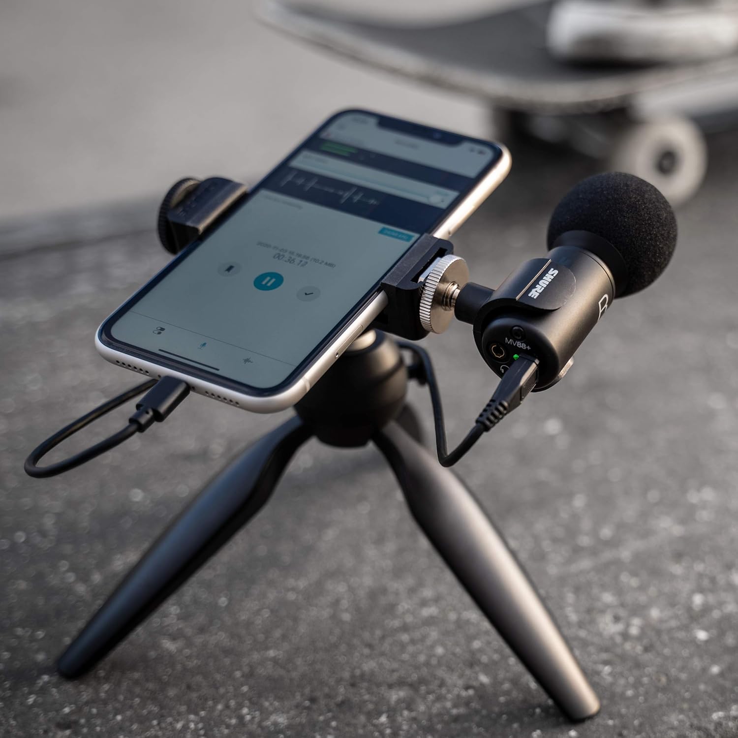 Shure MV88+ Video Kit Digital Stereo Condenser Microphone for iPhone, Android, Mac & PC – Portable Recording Mic with DSP Controls, Headphone Monitoring & Tripod, Black