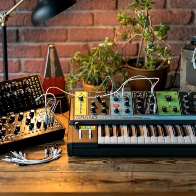 81mQJiLtLZL. AC SL1500 1781143835 1467 MOOG Grandmother Semi-Modular Analog Keyboard Synthesizer with 32 Keys, Built-In Arpeggiator, Sequencer and Spring Reverb Tank