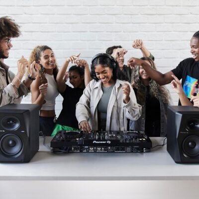 91lPWrNWZL. AC SL1500 Pioneer DJ XDJ-RX3 All-In-One DJ System (Black)